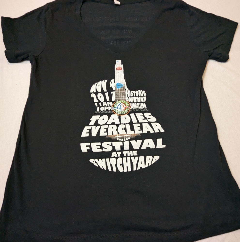 The Toadies & Everclear Headline Festival at the Switchyard 2017 Concert Tee XL